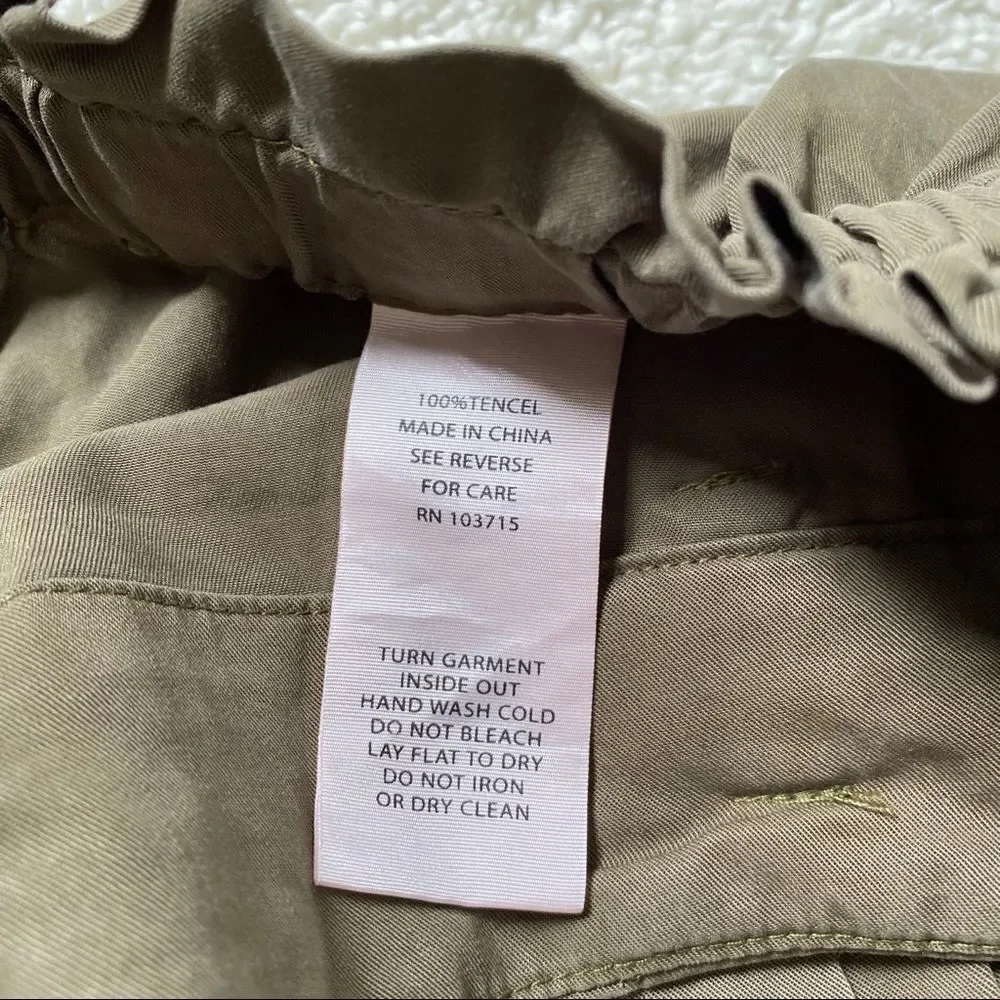 NANETTE LEPORE olive self tie belt shorts 12